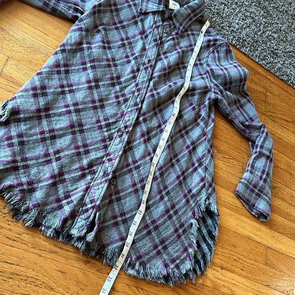 CABI Highland Flannel Button Down Shirt Gray / Plum Size Medium - Picture 10 of 12